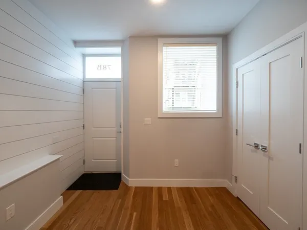 $3,500 | 78 Gibbs Street, Unit B, Brookline, MA 02446