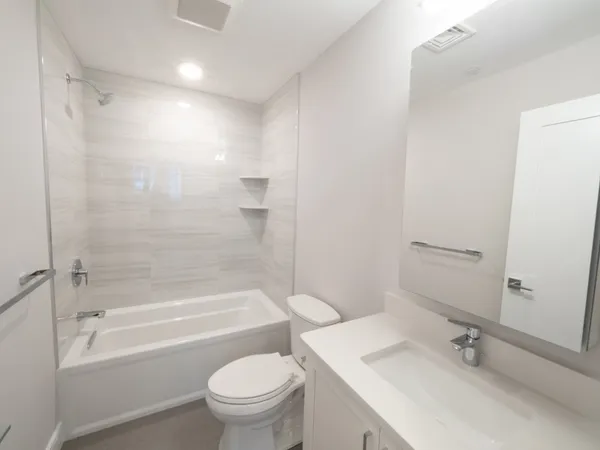 $3,500 | 78 Gibbs Street, Unit B, Brookline, MA 02446