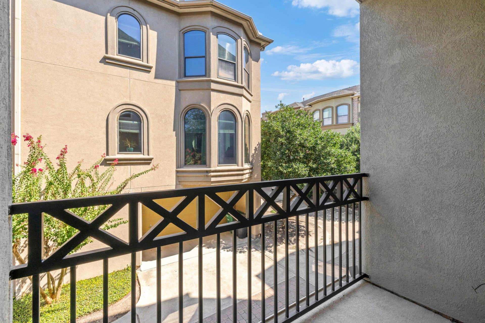628 Bomar Street Houston, TX 77006 - Photo 3 of 20