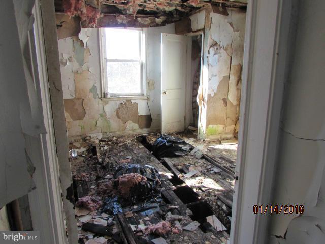 2990 Sollers Point Road Baltimore, MD 21222 - Photo 21 of 23 Interior (General)