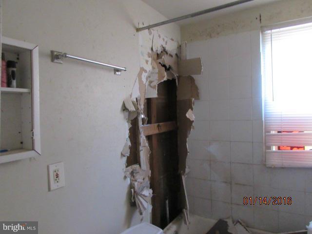 2990 Sollers Point Road Baltimore, MD 21222 - Photo 5 of 23 Interior (General)