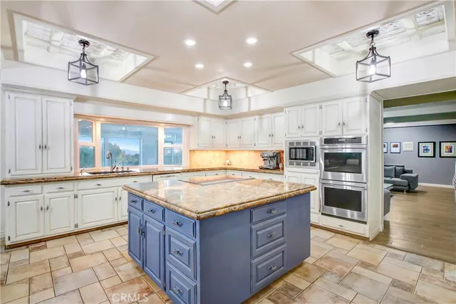 $1,299,910 | 8800 Avenida Miravilla, Cherry Valley, CA 92223