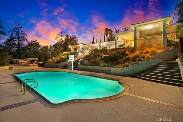 $1,299,910 | 8800 Avenida Miravilla, Cherry Valley, CA 92223