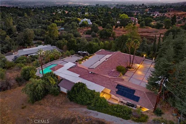 $1,299,910 | 8800 Avenida Miravilla, Cherry Valley, CA 92223