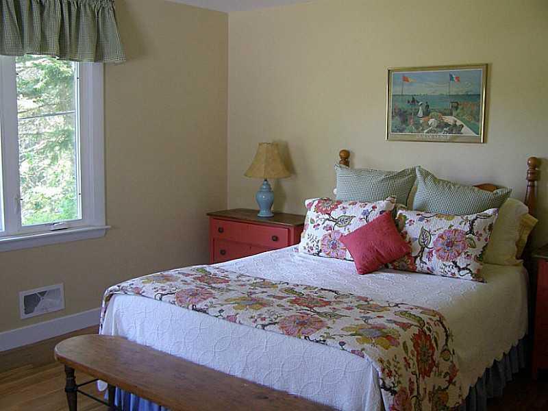 7 Factory Cove Road Boothbay Harbor, ME 04538 - Photo 12 of 21 Master Bedroom. Master bedroom with...