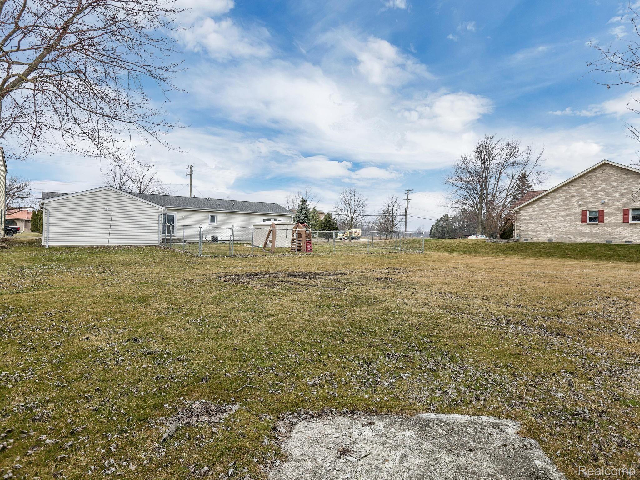 24145 Merriman Road New Boston, MI 48164 - Photo 17 of 23 24145 Merriman Rd Huron-014-014-24145 Merriman Road0015-MLS_Size.jpg