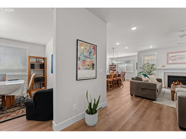 $717,700 | 229 Northeast 17th Avenue, Canby, OR 97013