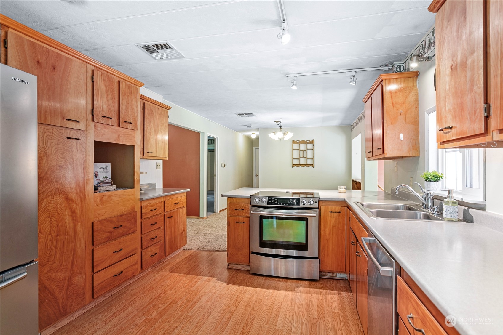 6066 Old Guide Road Bellingham, WA 98226 - Photo 12 of 40