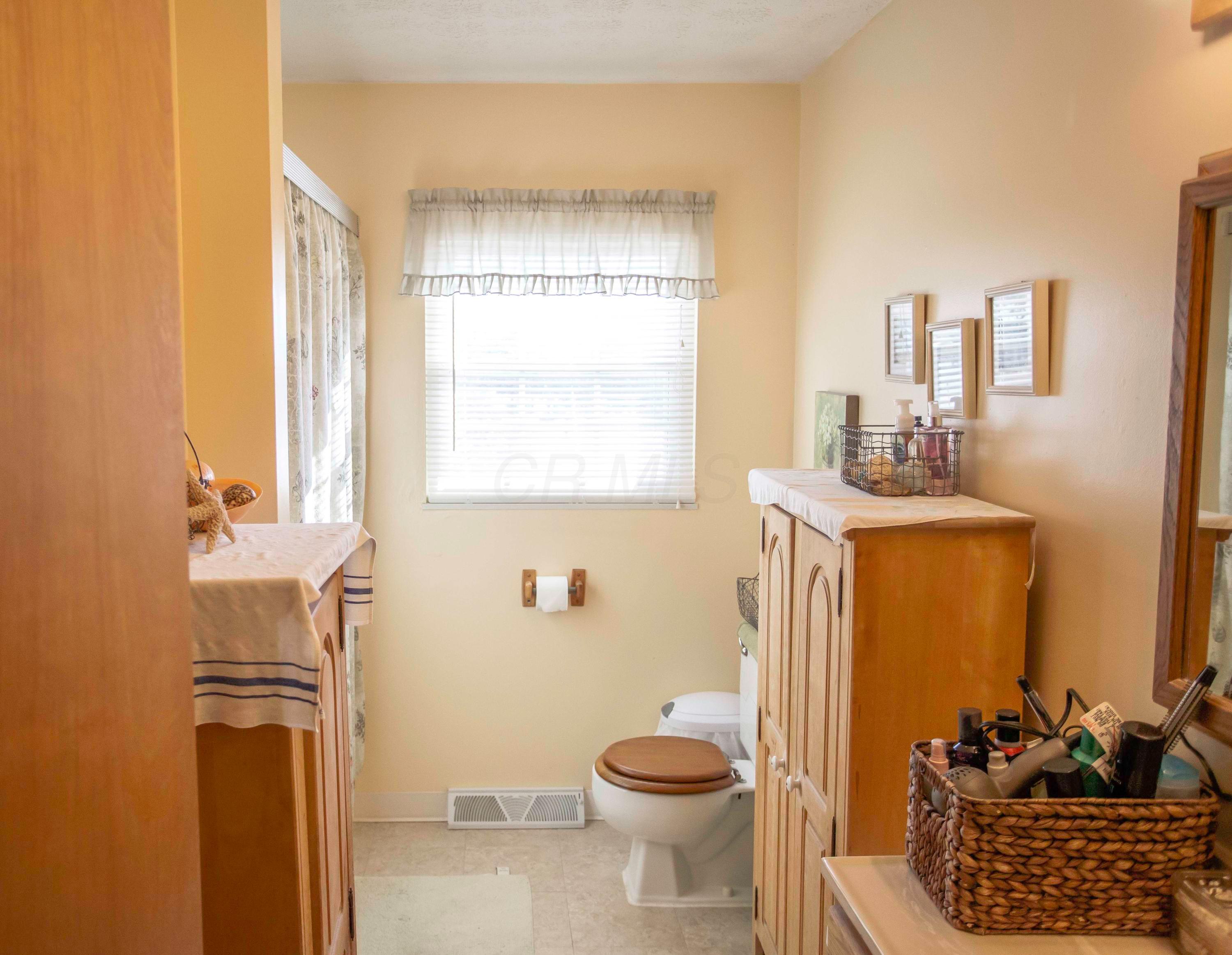 5357 Beecher Road Pataskala, OH 43062 - Photo 18 of 31 Gallery Image 18