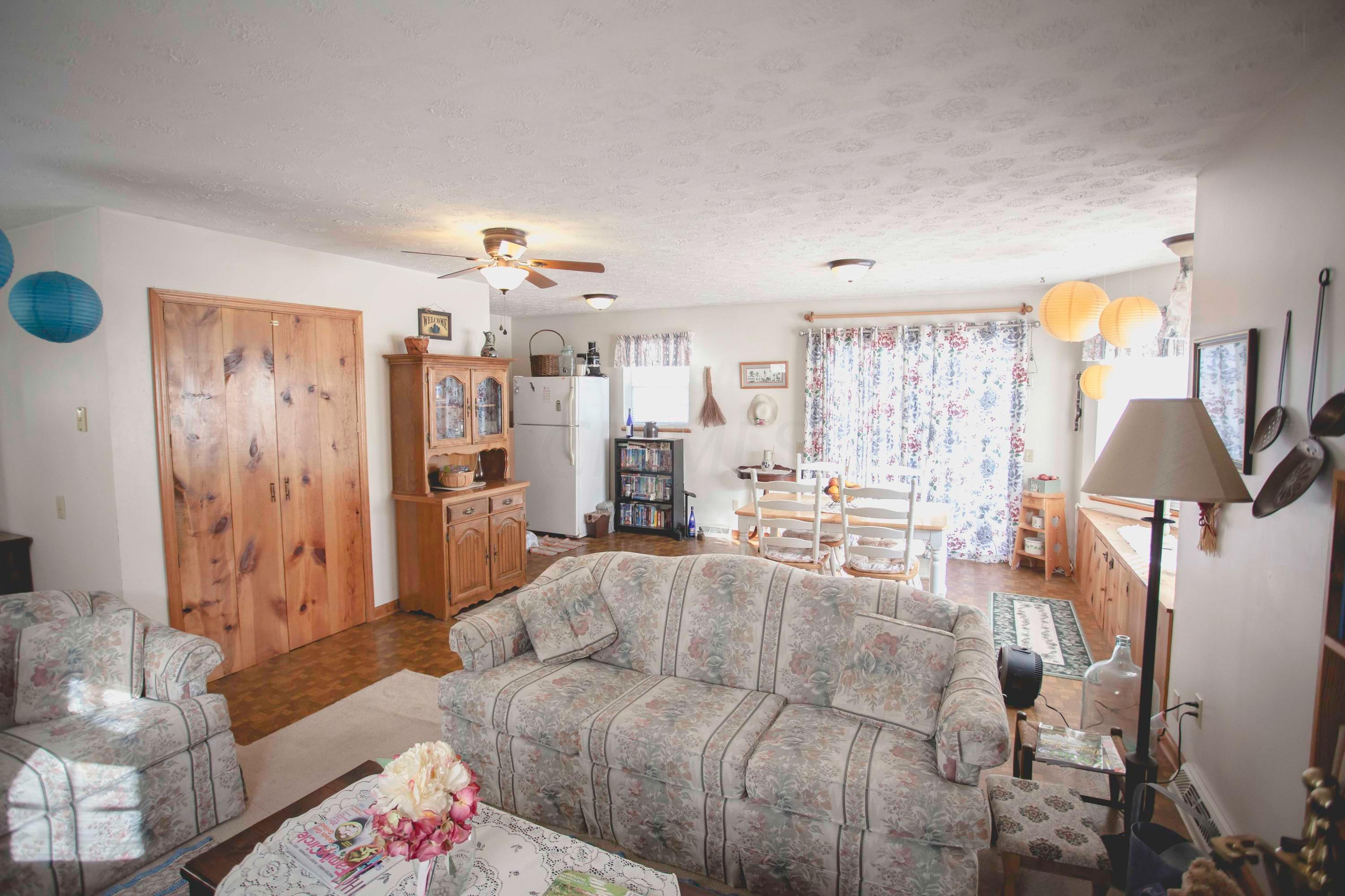 5357 Beecher Road Pataskala, OH 43062 - Photo 25 of 31 Gallery Image 25