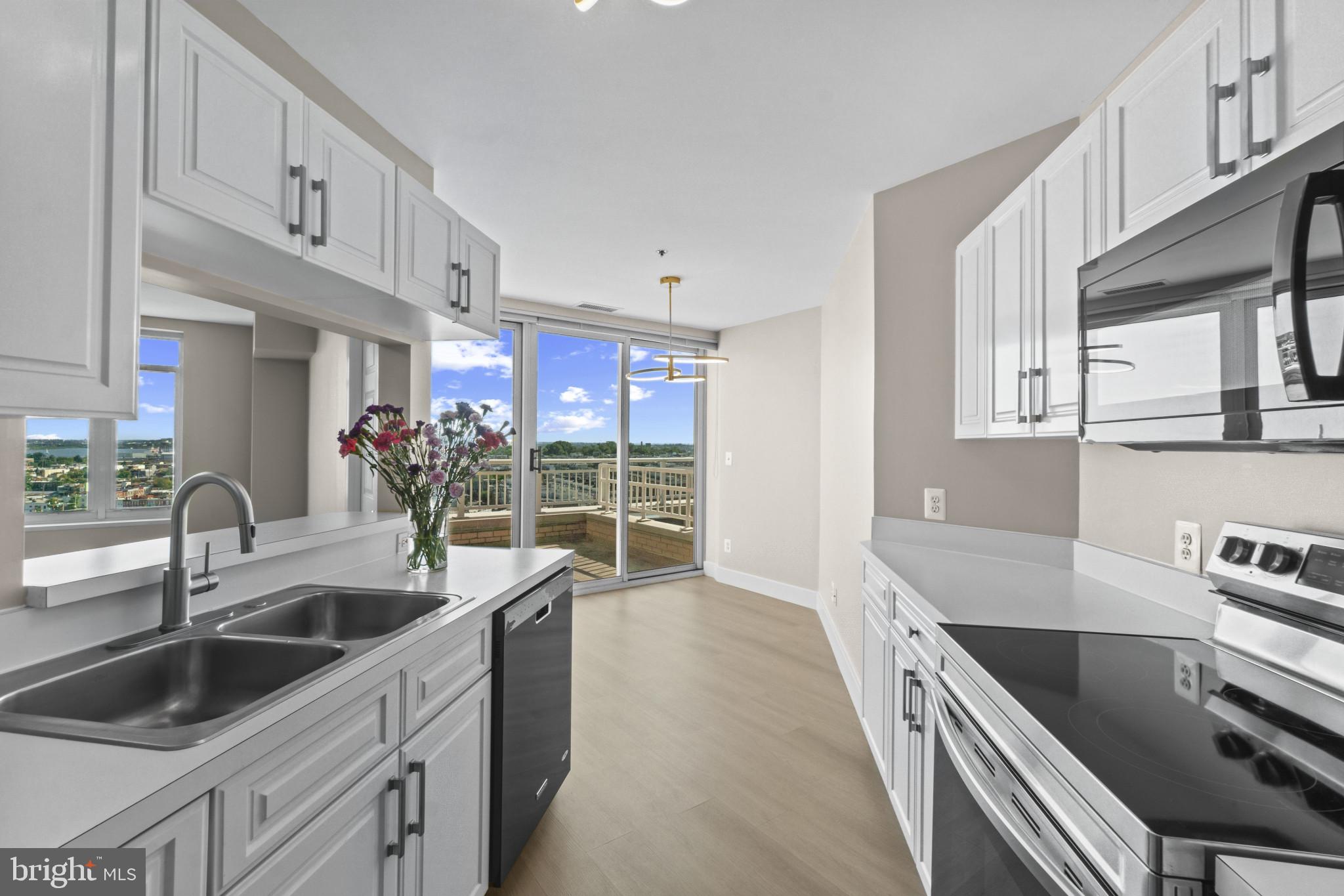 100 Harborview Drive, Unit 1312 Baltimore, MD 21230 - Photo 15 of 37