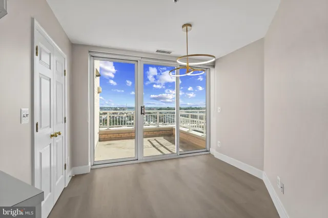 $2,850 | 100 Harborview Drive, Unit 1312, Baltimore, MD 21230