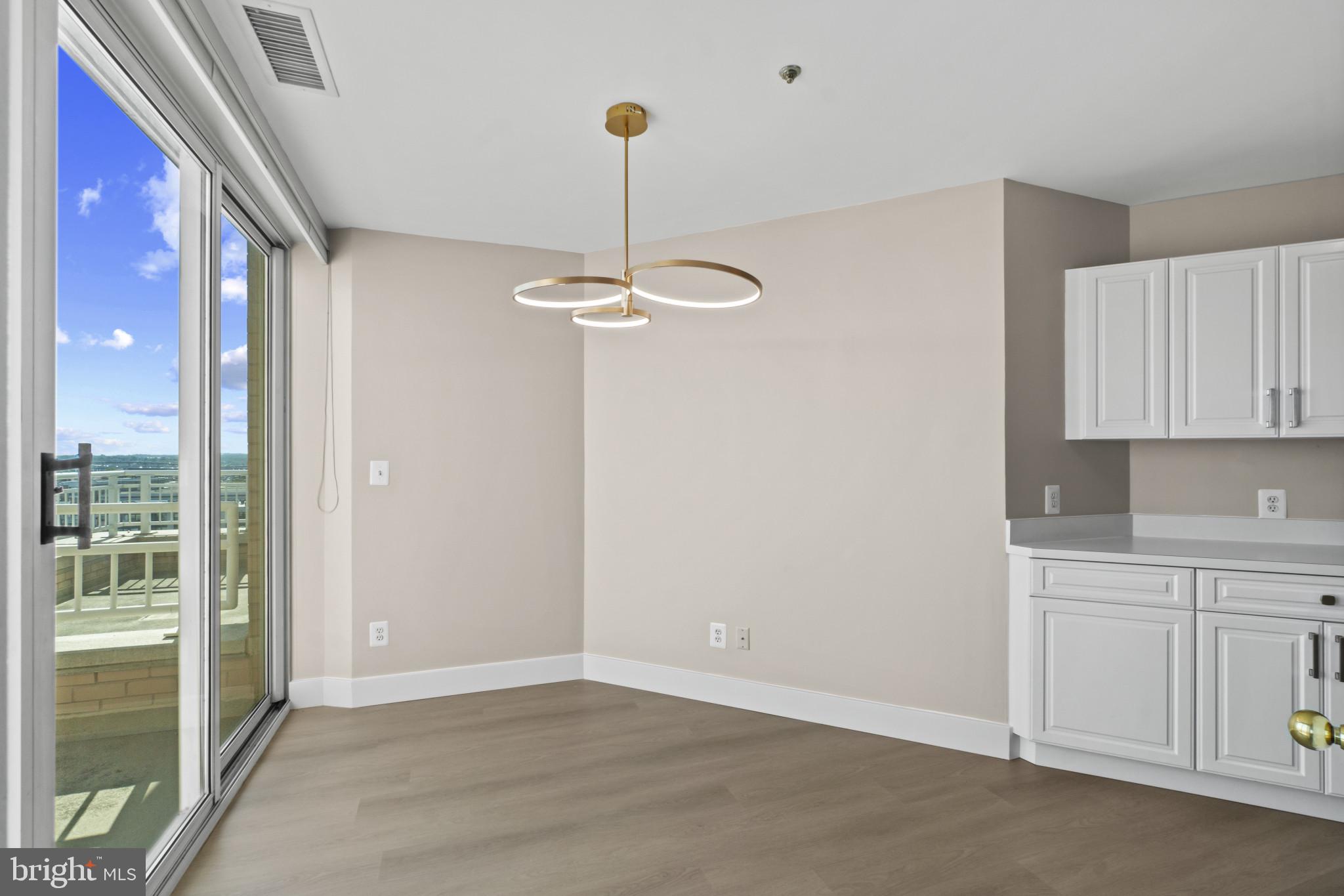 100 Harborview Drive, Unit 1312 Baltimore, MD 21230 - Photo 9 of 37