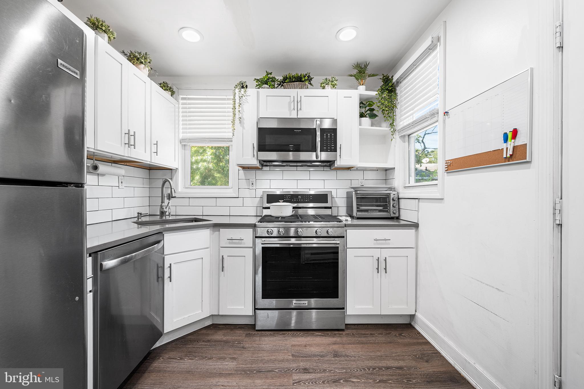 1005 Boulevard Route Mays Landing, NJ 08330 - Photo 10 of 36