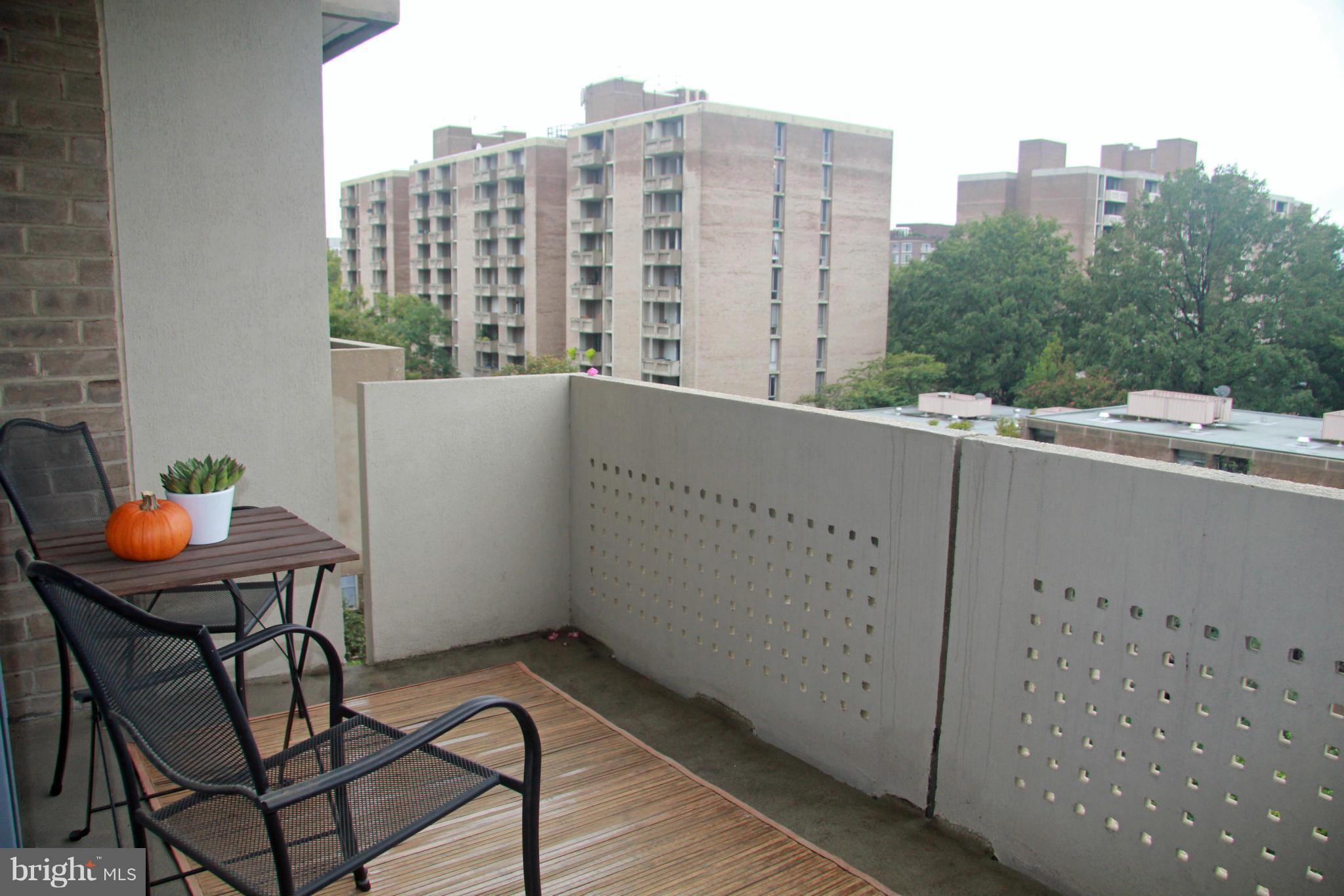 300 M Street Southwest, Unit N411 Washington, DC 20024 - Photo 6 of 13 View