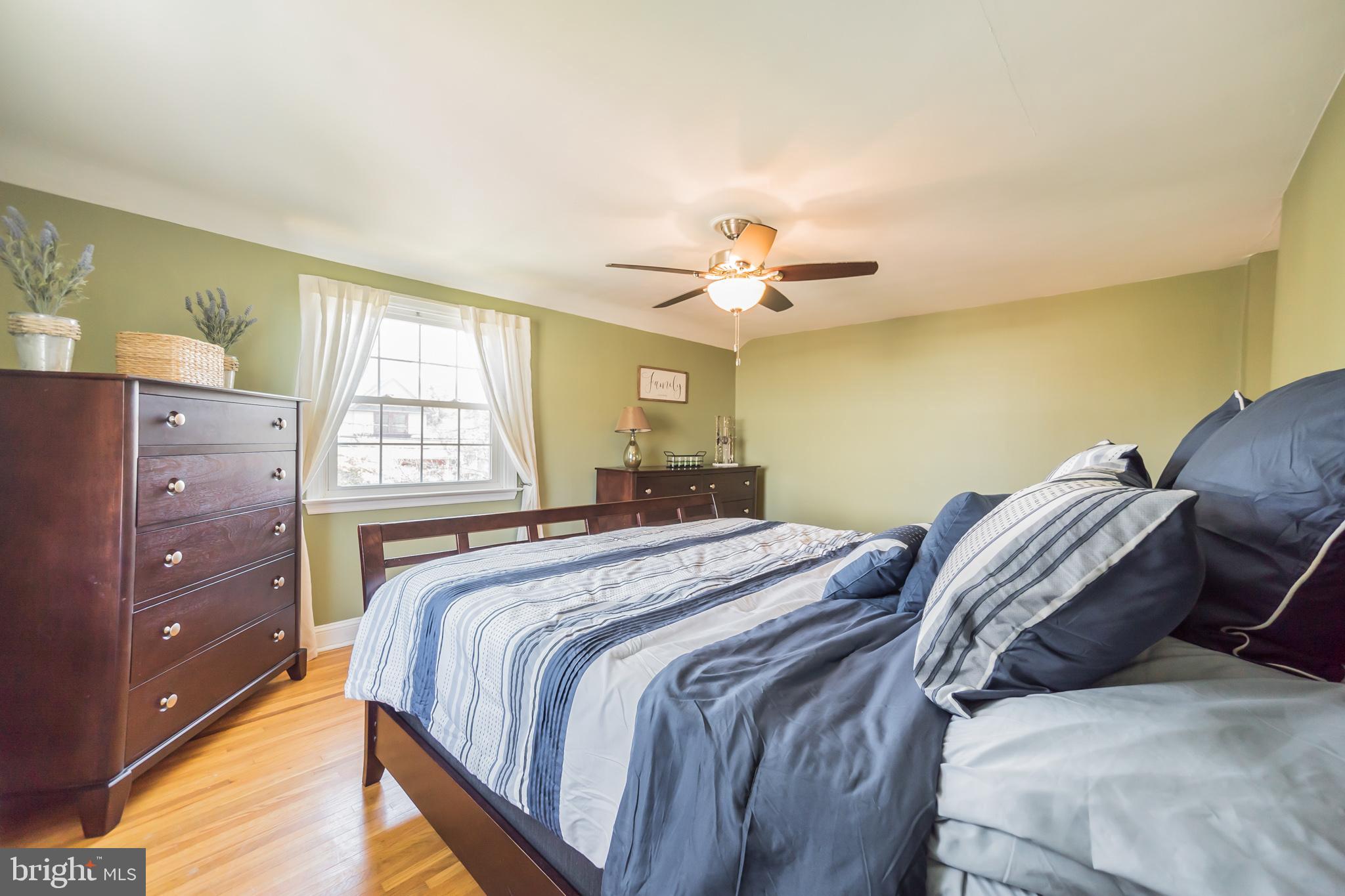 110 Kent Road Springfield, PA 19064 - Photo 18 of 30 Master bedrom