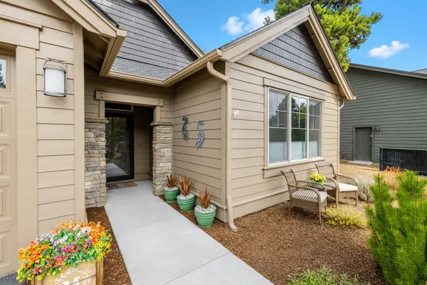 $519,900 | 51833 Fordham Drive, La Pine, OR 97739