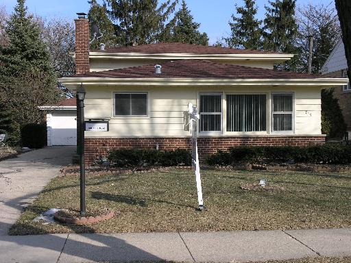 733 Long Road Glenview, IL 60025 - Photo 1 of 1