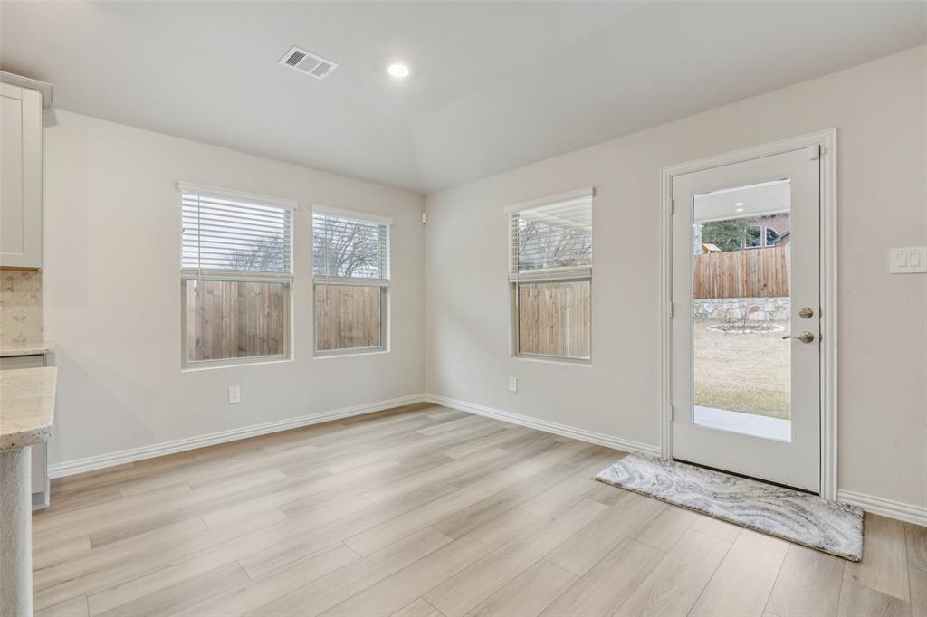 522 Castle Road Sherman, TX 75092 - Photo 22 of 37