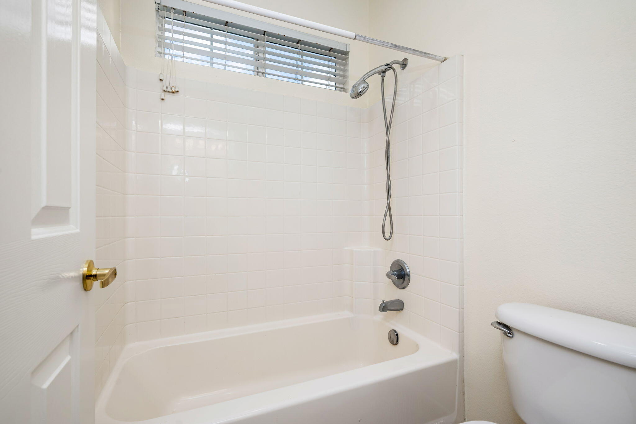 82631 Redford Way Indio, CA 92201 - Photo 36 of 43 a bathroom with a shower and a toilet