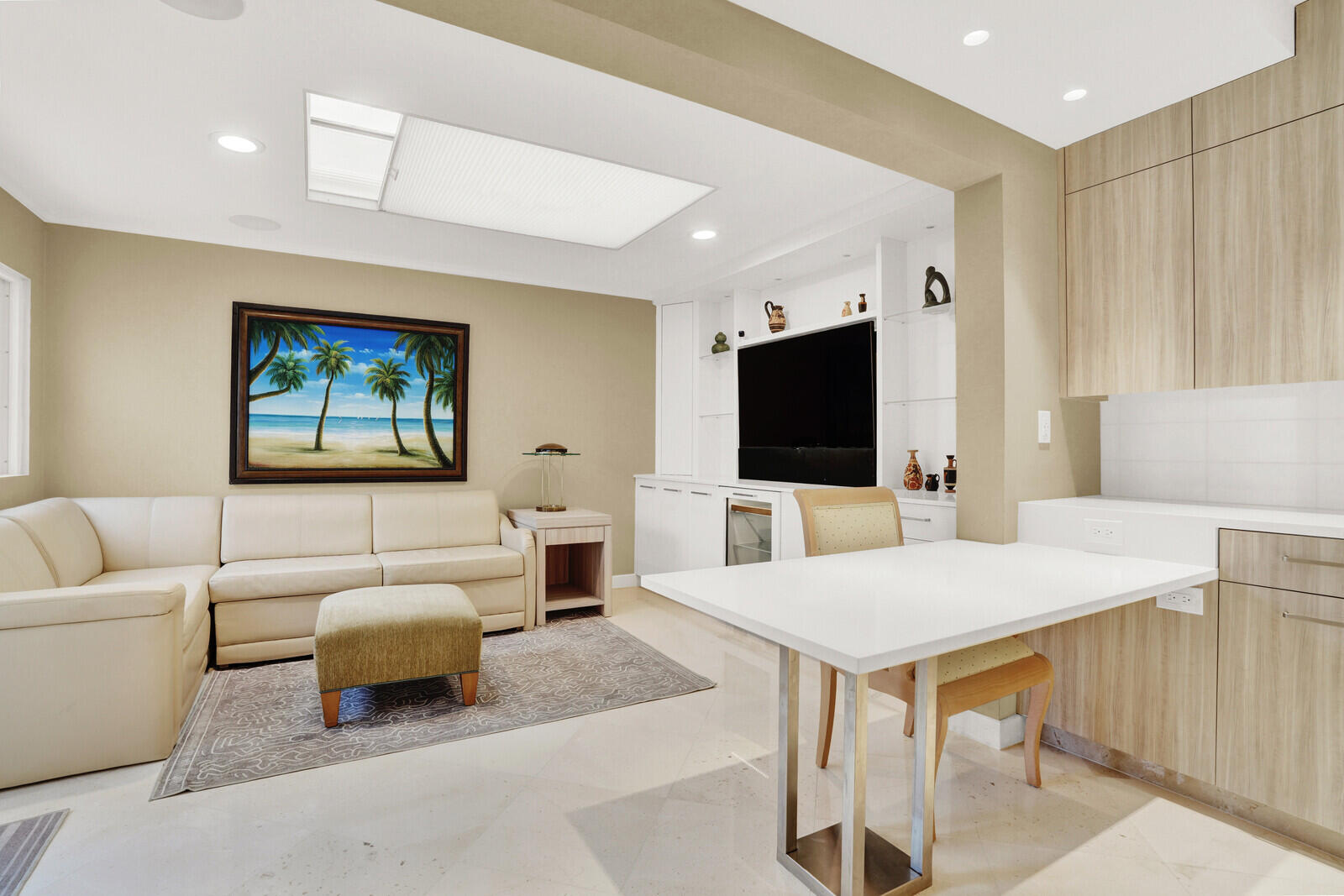 2717 North Ocean Boulevard, Unit 2 Boca Raton, FL 33431 - Photo 21 of 77 Den/Kitchen