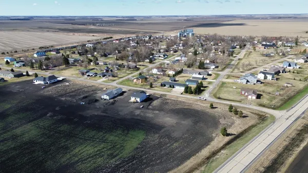 $90,000 | 390 5th Street, Davenport, ND 58021