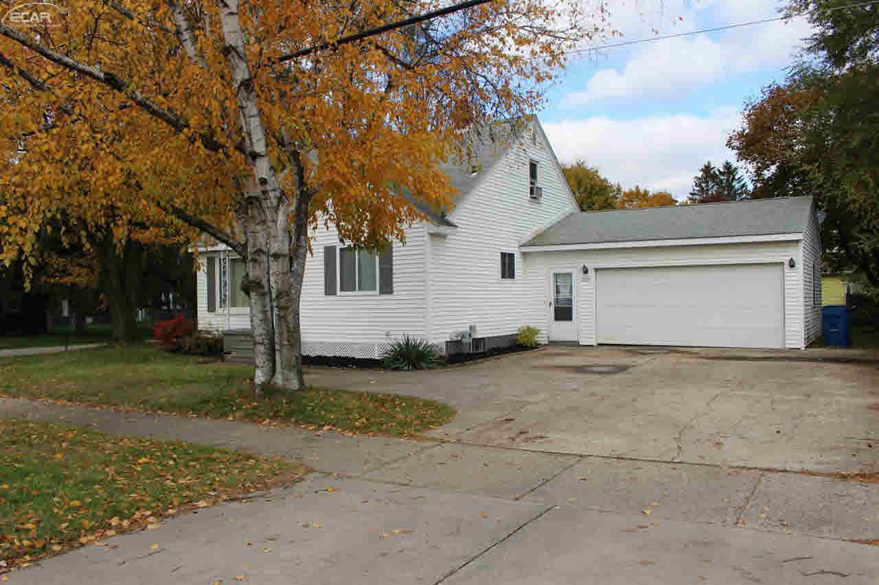 2408 North Road Fenton, MI 48430 - Photo 16 of 40 Gallery Image 16