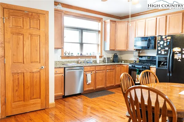 $475,000 | 306-2 Creatwood Trail, Unit 16, Vilas, NC 28692