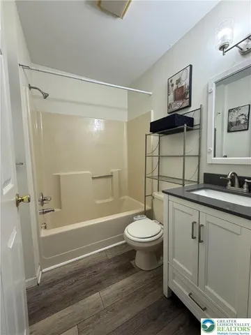 $2,250 | 120 Franklin Court, Bethlehem, PA 18020