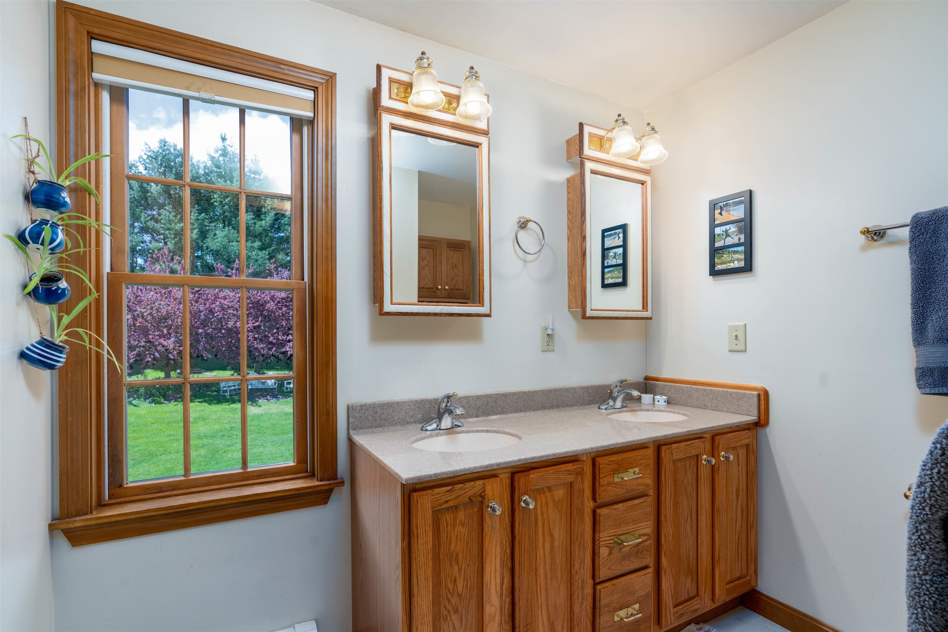 127 Moscow Road Stowe, VT 05672 - Photo 18 of 40