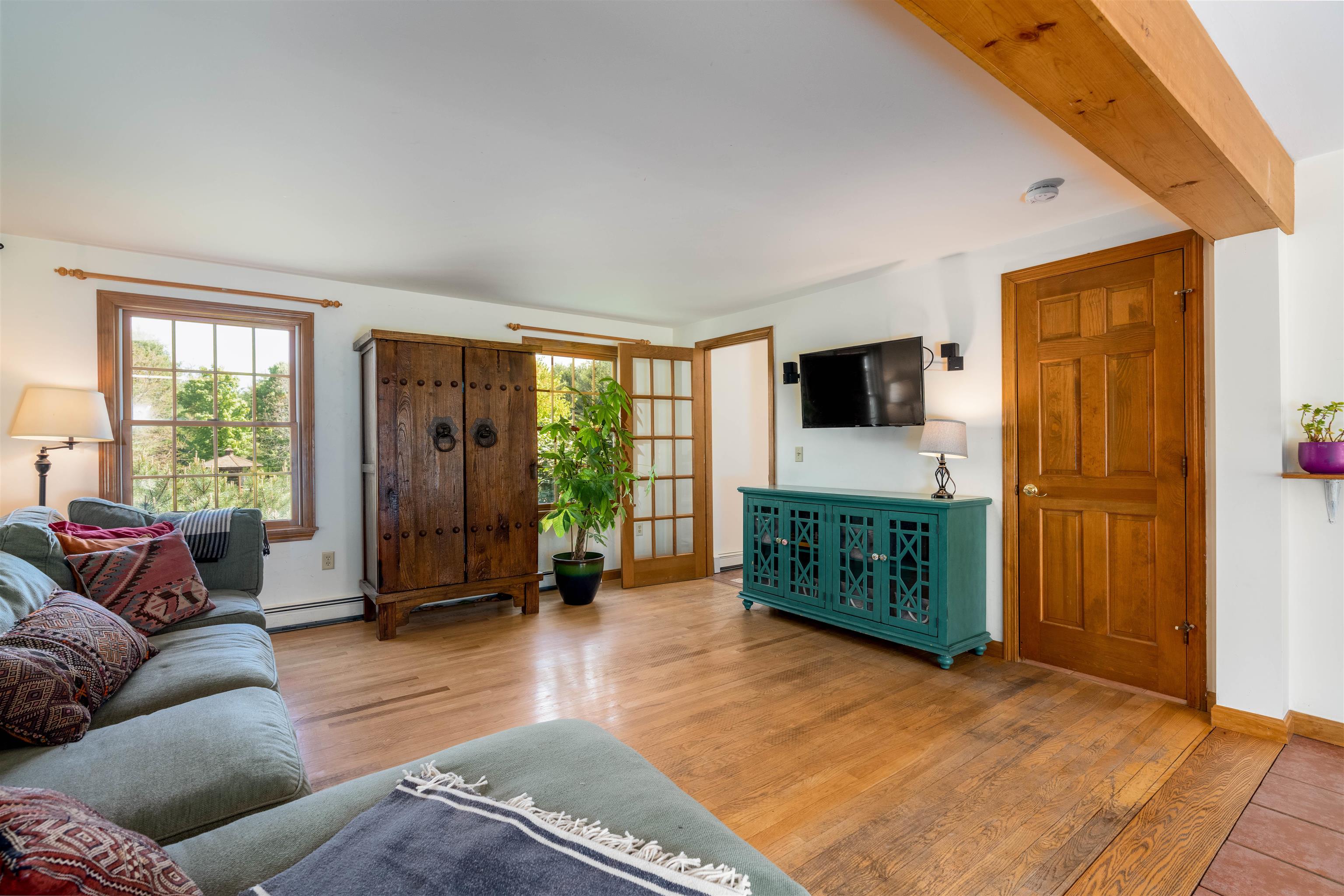 127 Moscow Road Stowe, VT 05672 - Photo 7 of 40