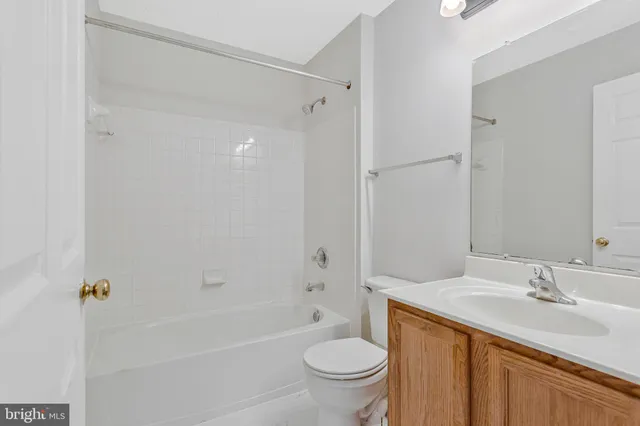 $425,000 | 8206 Barrington Court, Severn, MD 21144