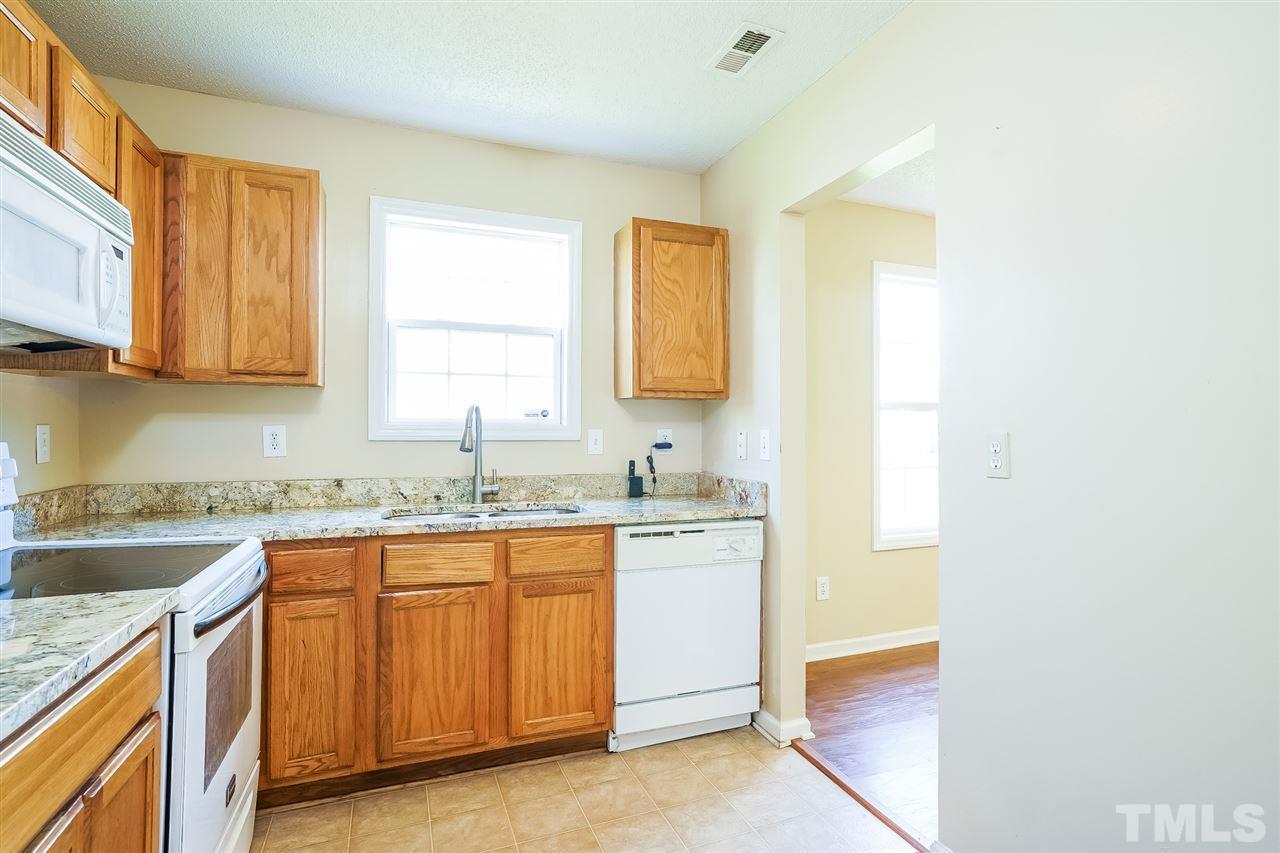 1724 Pebble Ridge Drive Raleigh, NC 27610 - Photo 2 of 25 Gallery Image 2