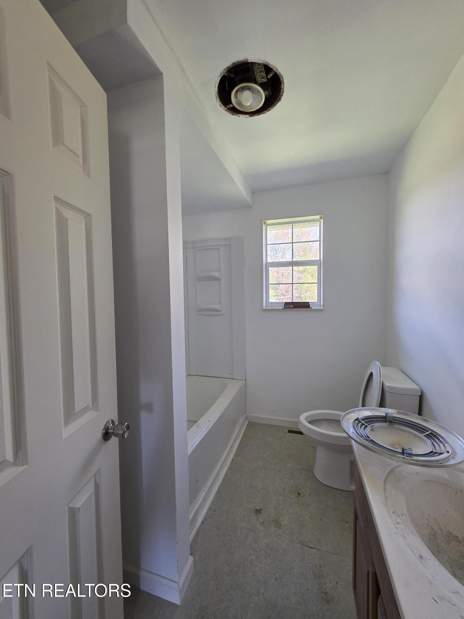 277 Reids Lane Spring City, TN 37381 - Photo 12 of 15 1000013706