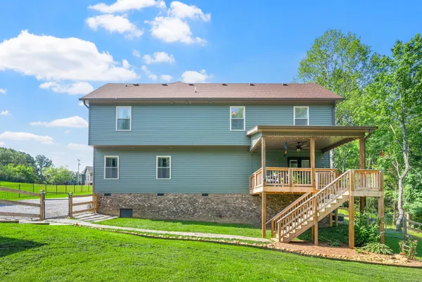 $689,999 | 1415 Southside Road, Southside, TN 37171