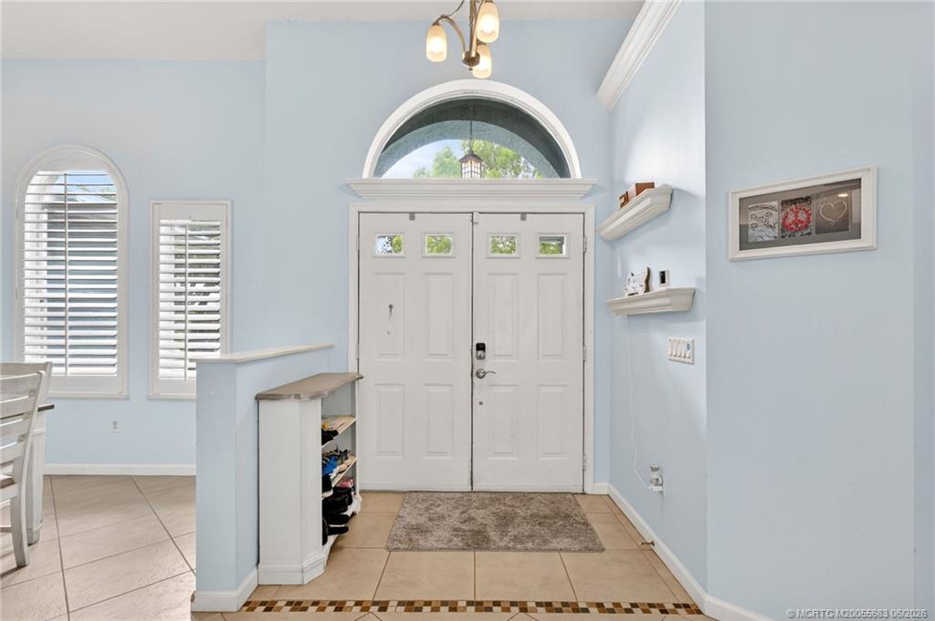 671 Southeast Pin Oak Terrace Stuart, FL 34997 - Photo 6 of 67