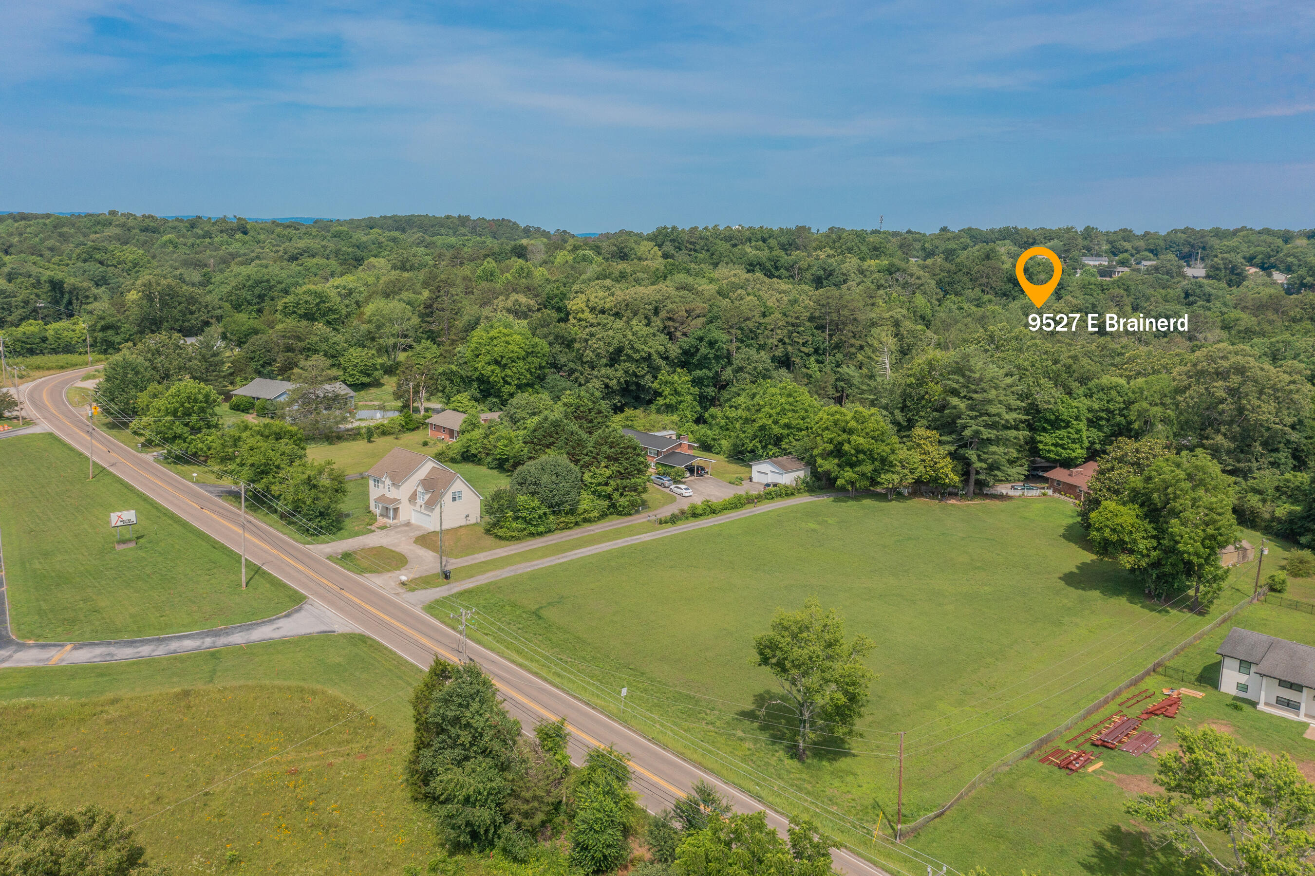 9527 East Brainerd Road Chattanooga, TN 37421 - Photo 43 of 52 9527 E Brainerd Aerial HD-4 A