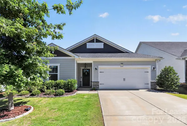 $2,500 | 4514 Bright Road, Charlotte, NC 28214
