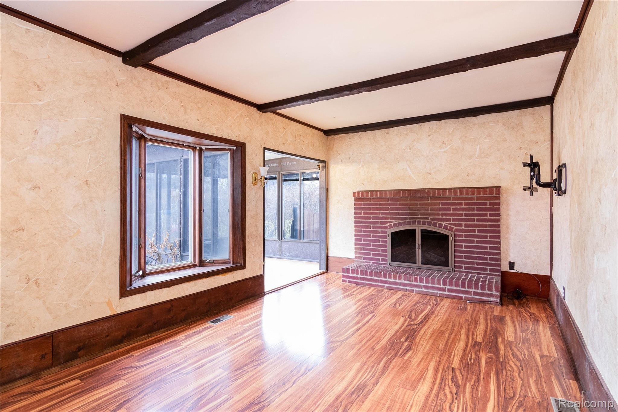 637 Merrimac Road Canton, MI 48188 - Photo 19 of 31 19.Den