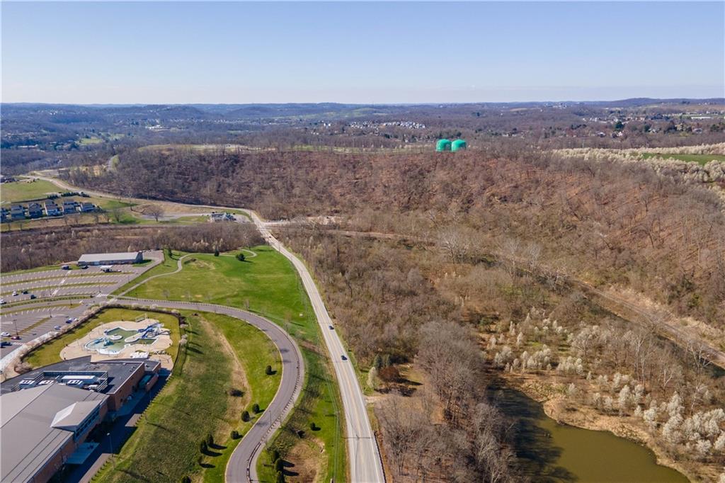 1560 Mayview Road Pittsburgh, PA 15241 - Photo 16 of 23