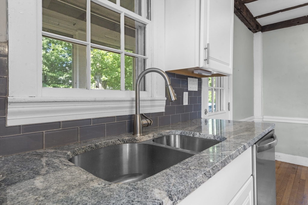 2 Princeton Road Sterling, MA 01564 - Photo 6 of 32