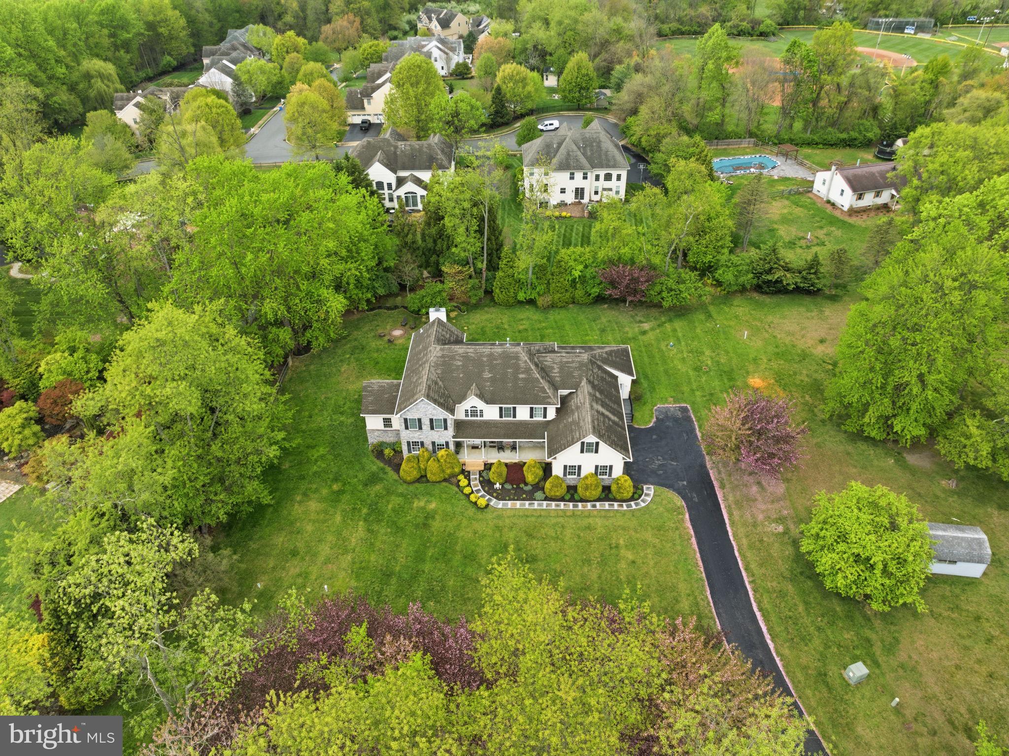 809 Shavertown Road Garnet Valley, PA 19060 - Photo 5 of 62