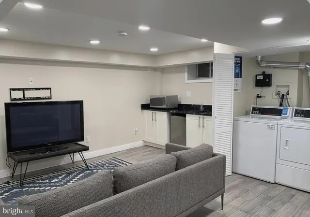 $272,000 | 1125 12th Street Northwest, Unit 64, Washington, DC 20005