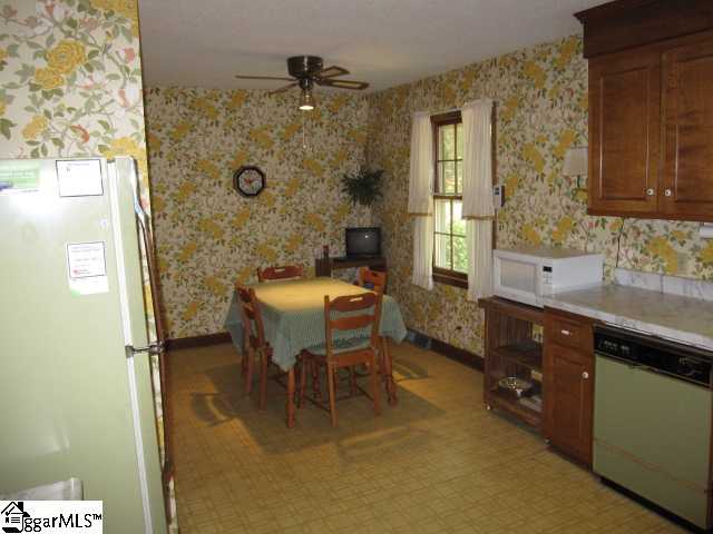 102 Old Mill Road Taylors, SC 29687 - Photo 8 of 21 Gallery Image 8