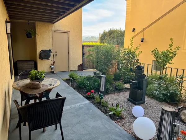 $650,000 | 100 Marin Center Drive, Unit 31, San Rafael, CA 94903