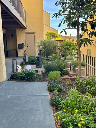 $650,000 | 100 Marin Center Drive, Unit 31, San Rafael, CA 94903