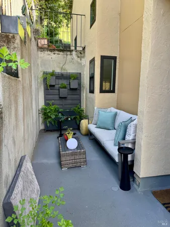 $650,000 | 100 Marin Center Drive, Unit 31, San Rafael, CA 94903