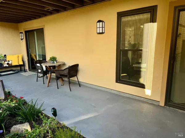 $650,000 | 100 Marin Center Drive, Unit 31, San Rafael, CA 94903