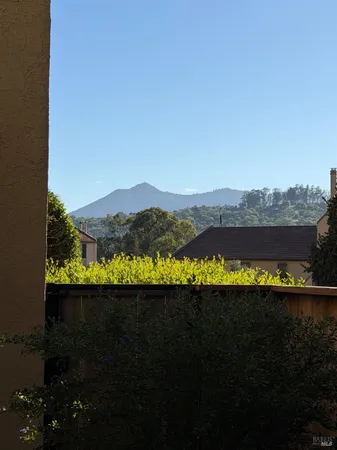 $650,000 | 100 Marin Center Drive, Unit 31, San Rafael, CA 94903