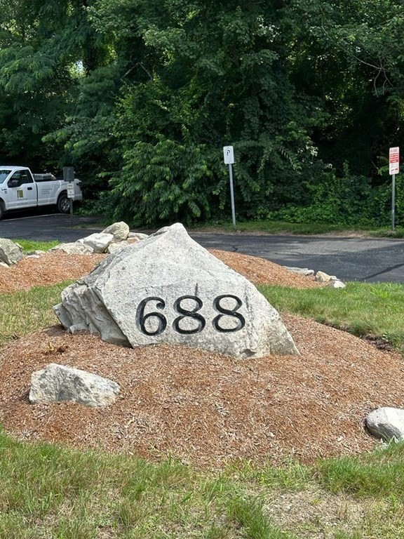 688 Boston Post Road East, Unit 303 Marlborough, MA 01752 - Photo 2 of 20 Gallery Image 2